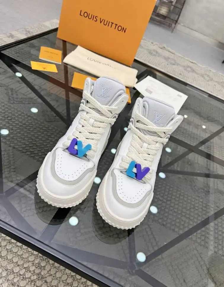 hype Louis Vuitton Sneakers