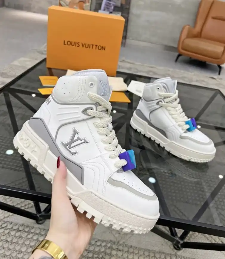 hype Louis Vuitton Sneakers