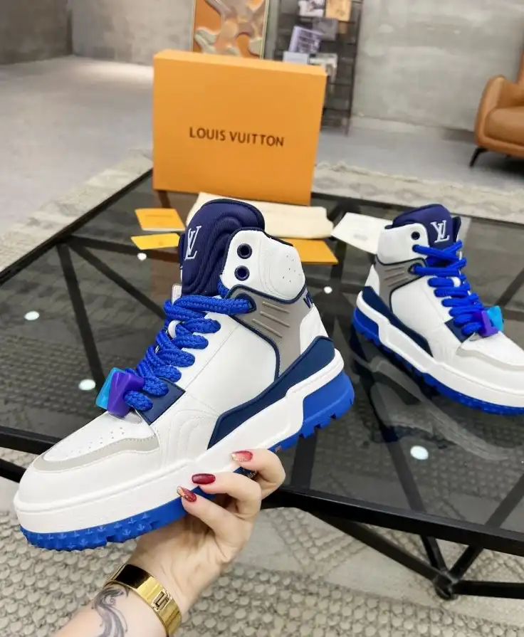 hype Louis Vuitton Sneakers