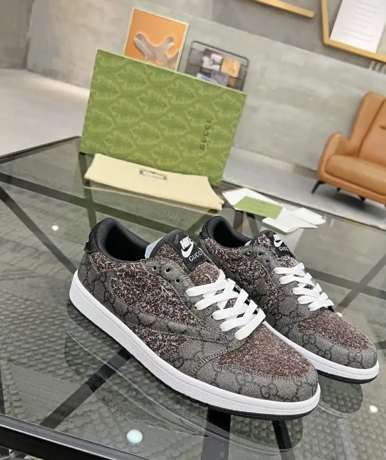 hype Louis Vuitton Sneakers