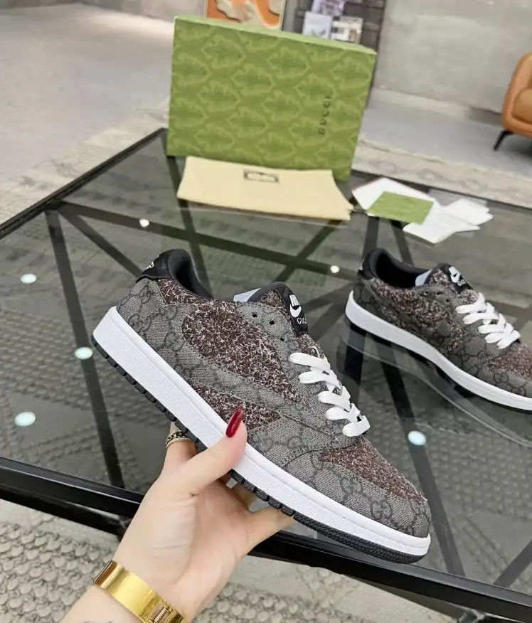 hype Louis Vuitton Sneakers