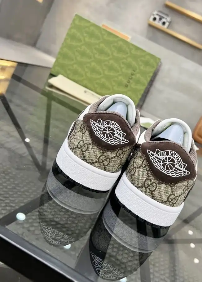 hype Louis Vuitton Sneakers