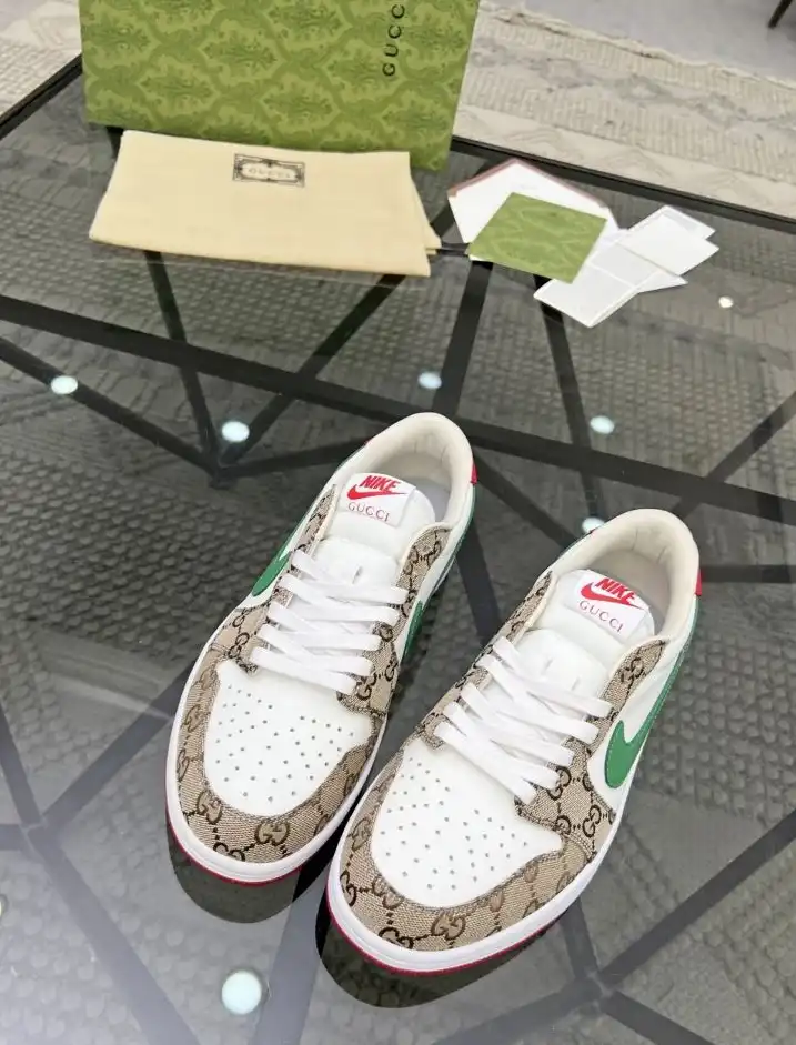 hype Louis Vuitton Sneakers