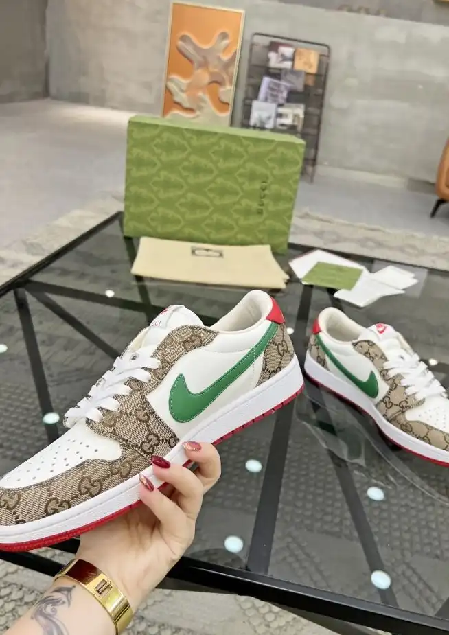 hype Louis Vuitton Sneakers