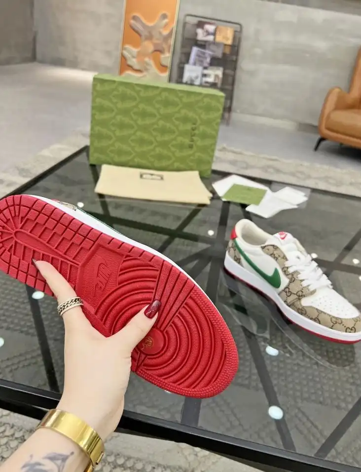 hype Louis Vuitton Sneakers