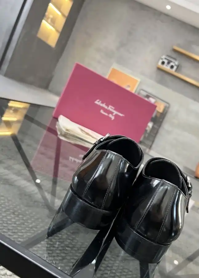 hype Ferragamo Leather Shoes