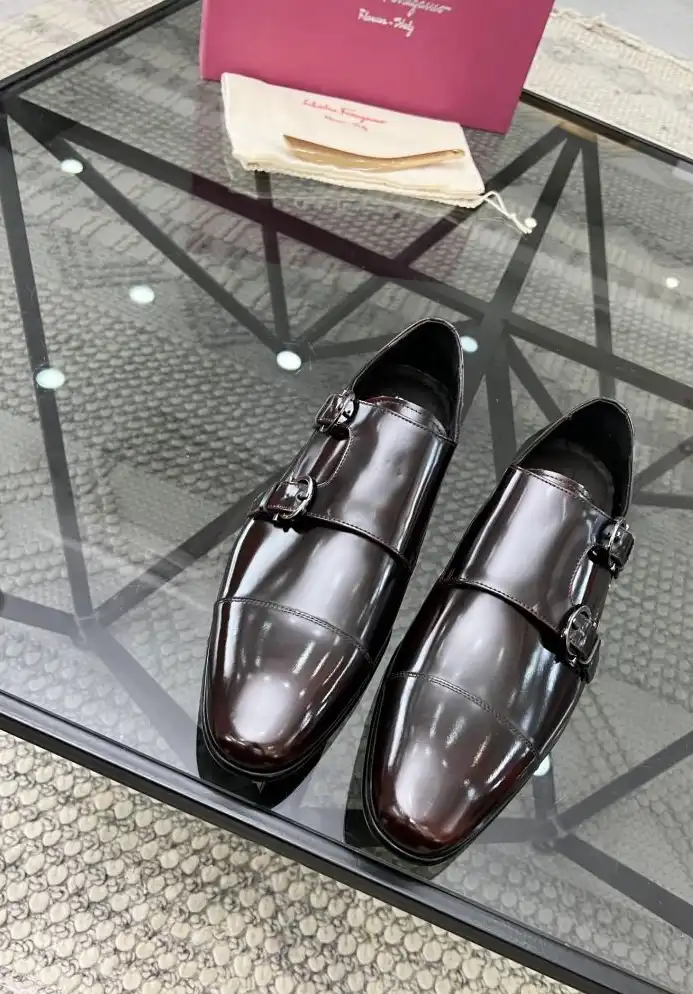 hype Ferragamo Leather Shoes