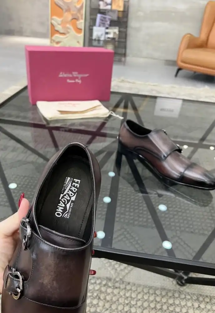 hype Ferragamo Leather Shoes