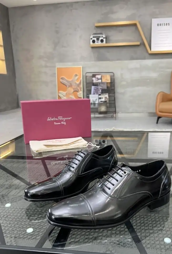 hype Ferragamo Leather Shoes