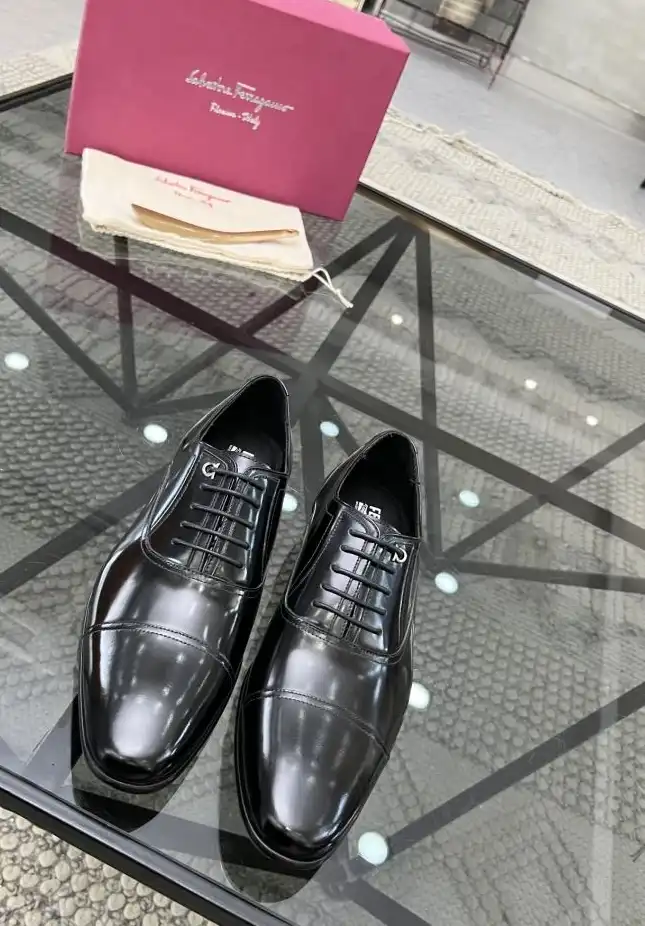 hype Ferragamo Leather Shoes