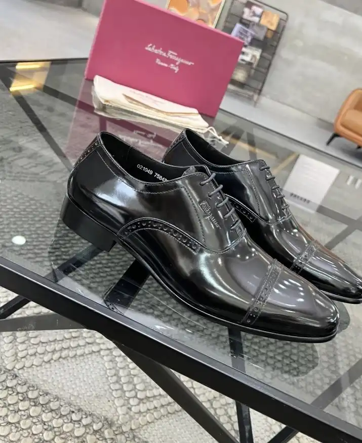 hype Ferragamo Leather Shoes