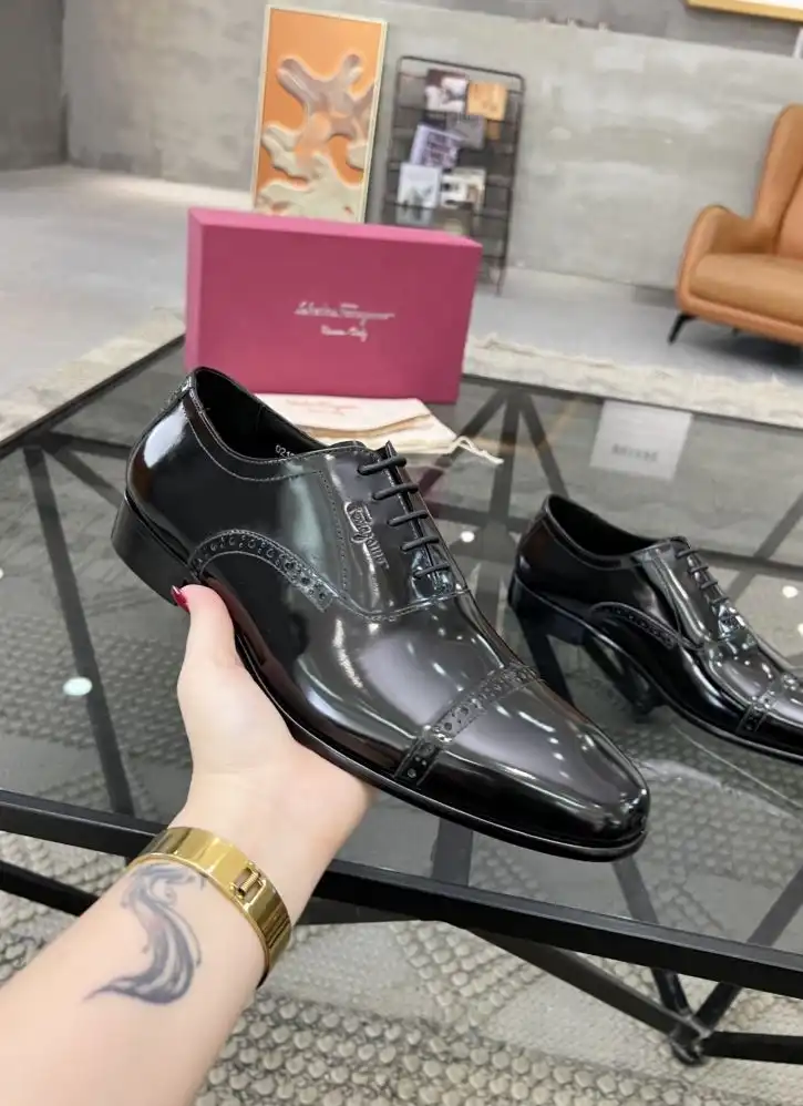 hype Ferragamo Leather Shoes