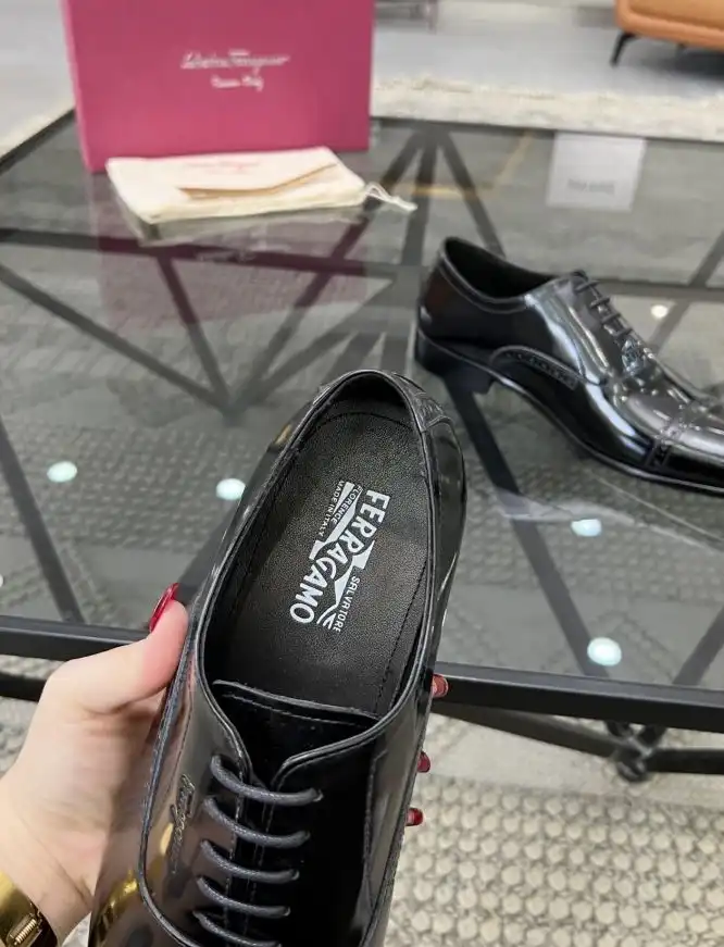 hype Ferragamo Leather Shoes