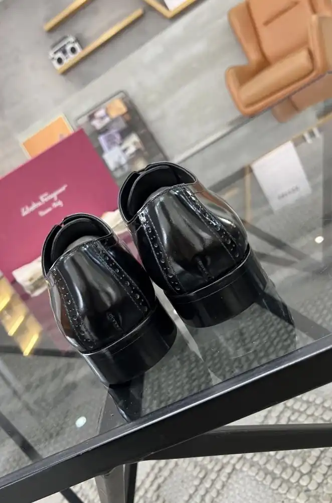 hype Ferragamo Leather Shoes