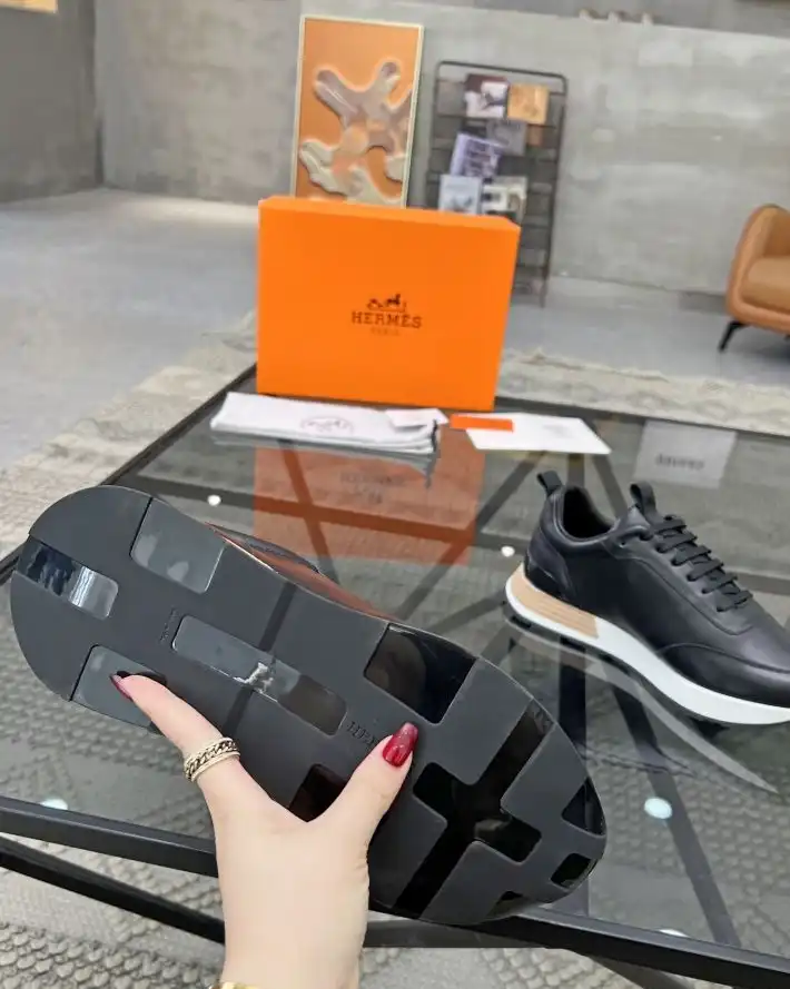 hype Hermes Casual Shoes