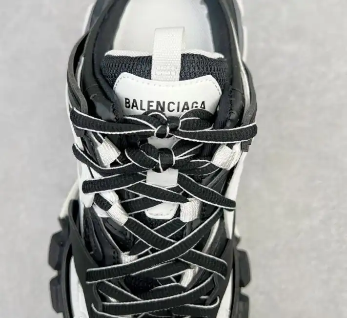 hype Balenciaga Sneakers