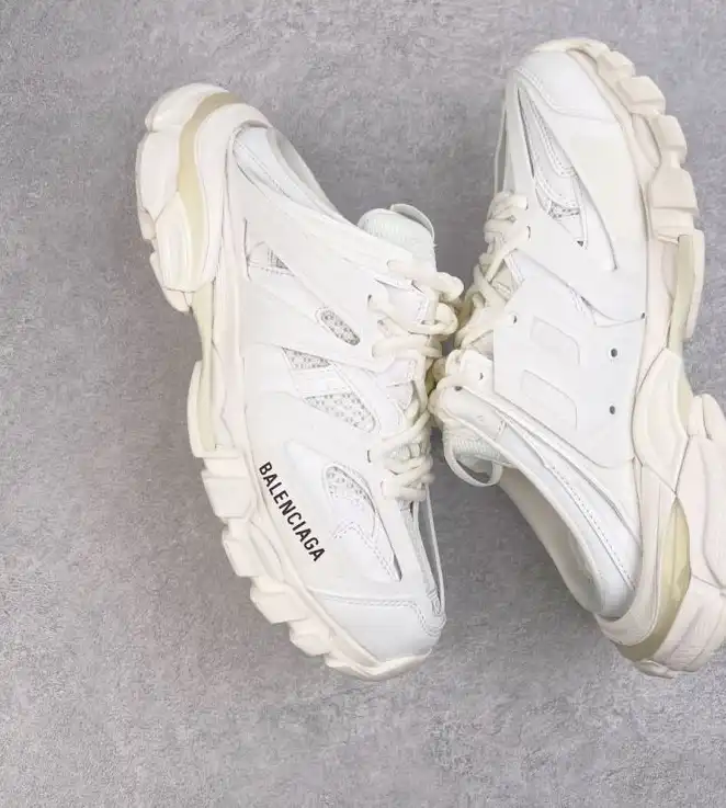 hype Balenciaga Sneakers