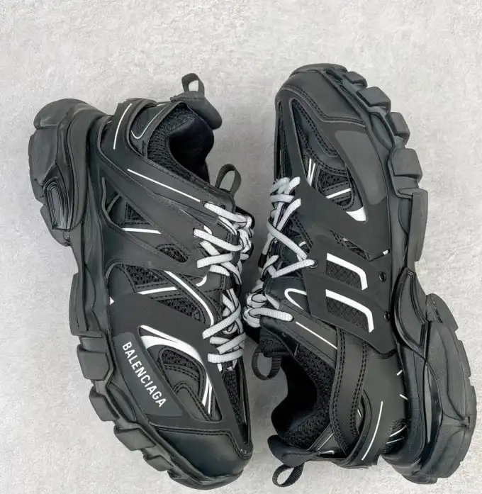 hype Balenciaga Sneakers