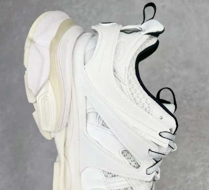 hype Balenciaga Sneakers