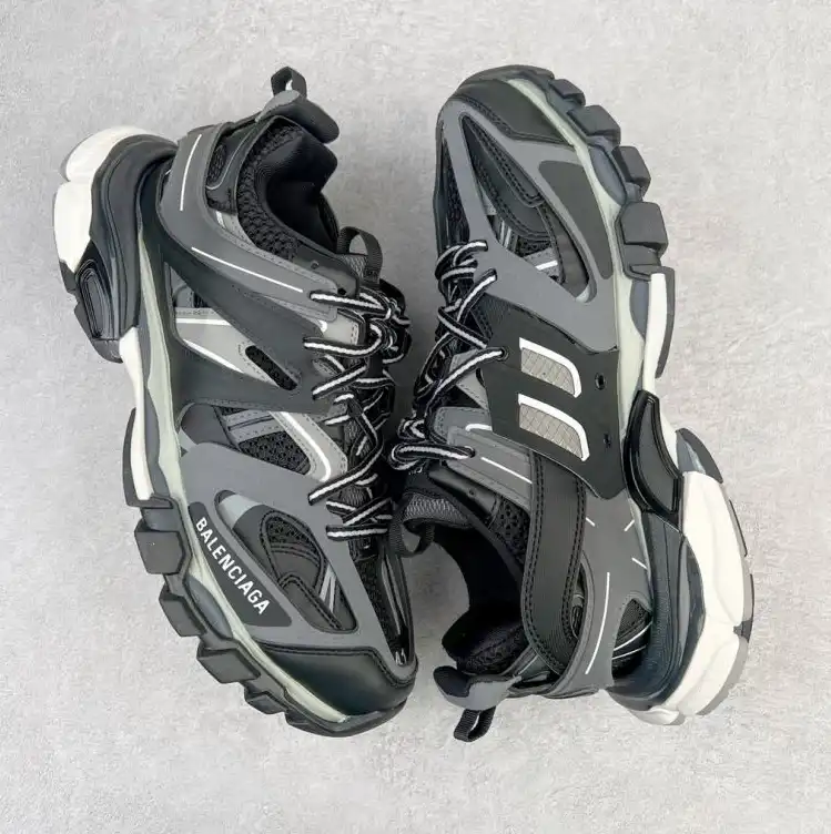 hype Balenciaga Sneakers