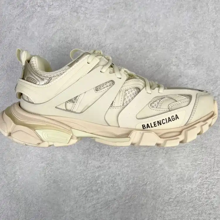 hype Balenciaga Sneakers