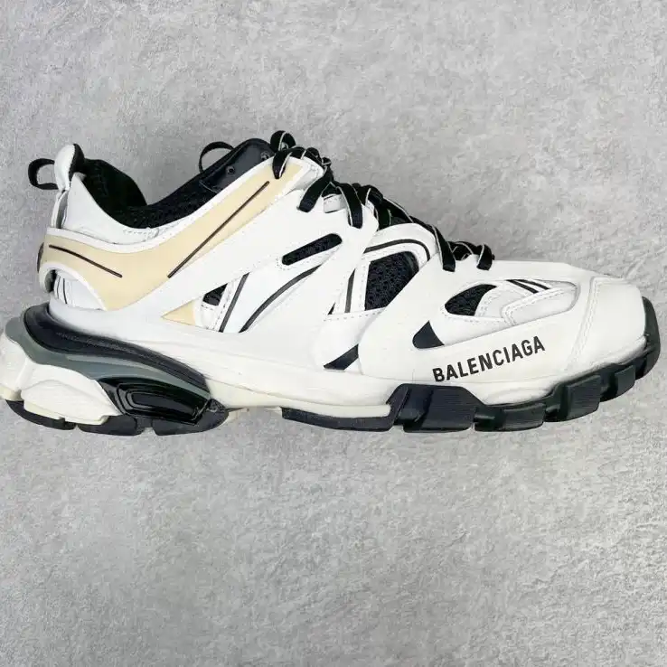 hype Balenciaga Sneakers