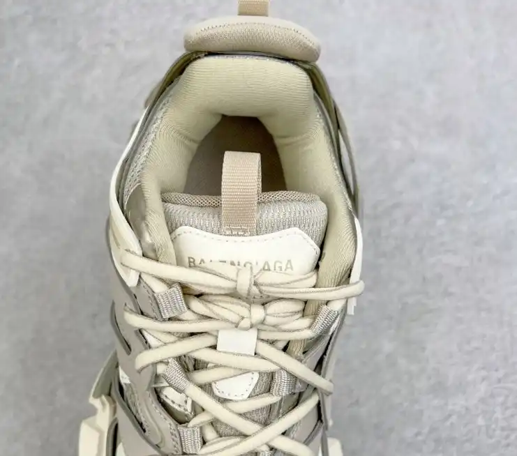 hype Balenciaga Sneakers