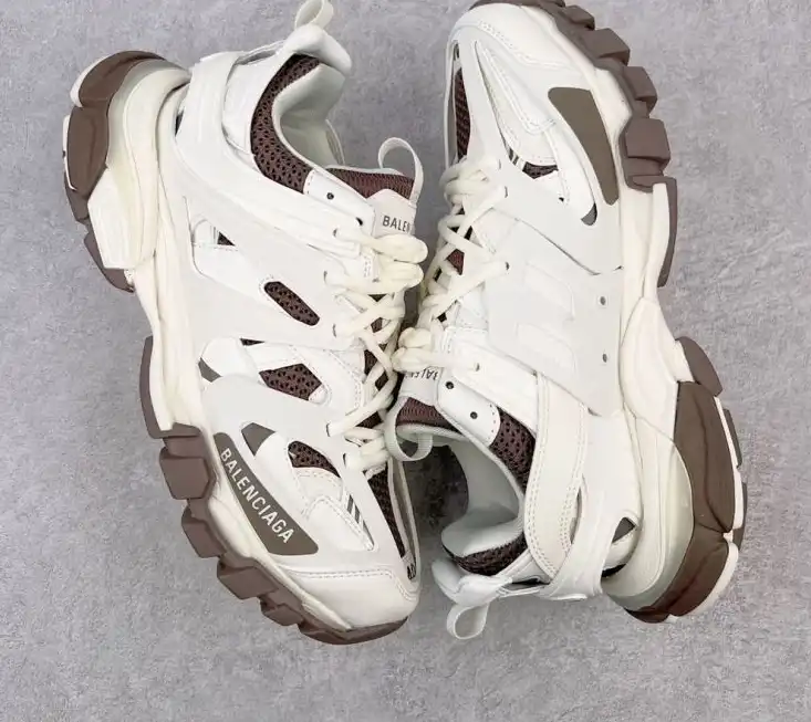 hype Balenciaga Sneakers