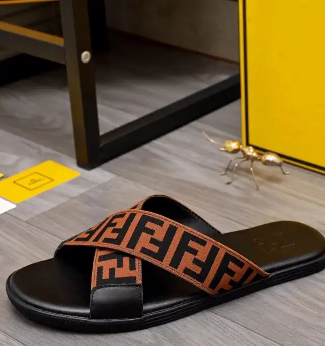 hype Fendi Slippers