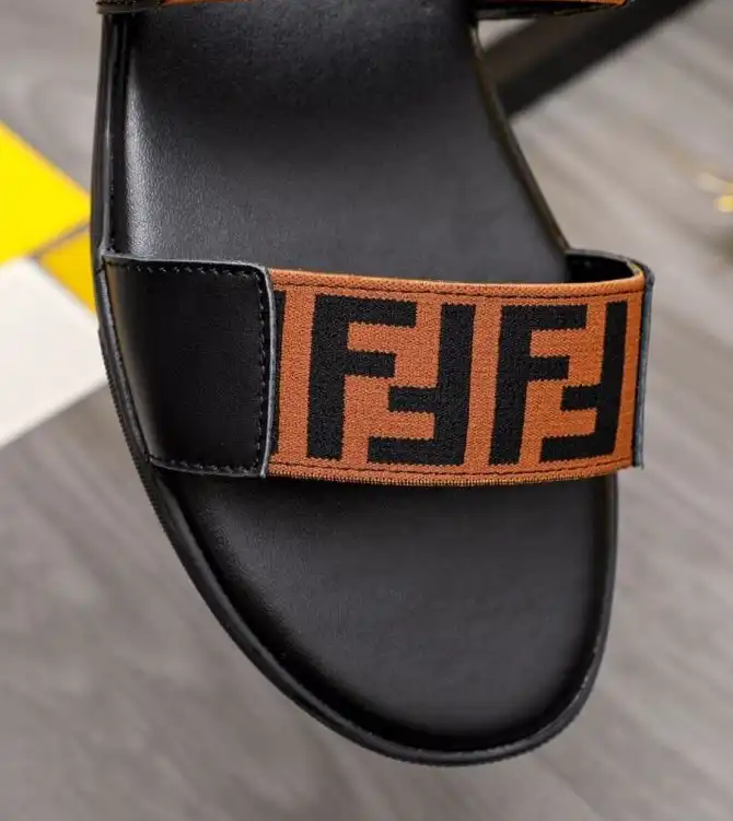 hype Fendi Slippers