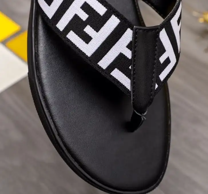 hype Fendi Slippers