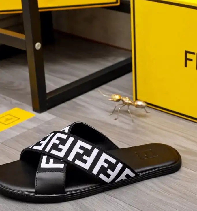 hype Fendi Slippers