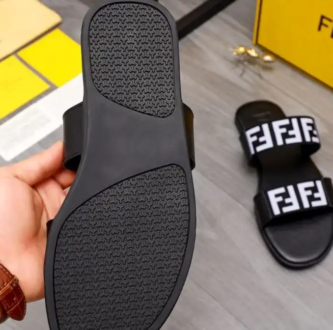 hype Fendi Slippers