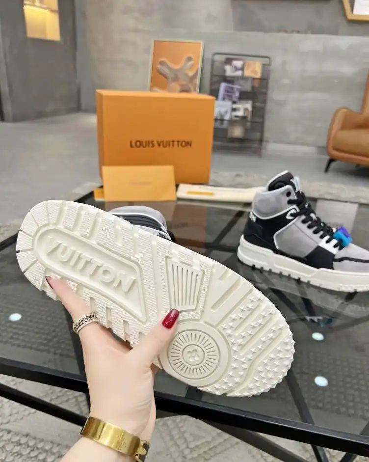 hype Louis Vuitton Sneakers