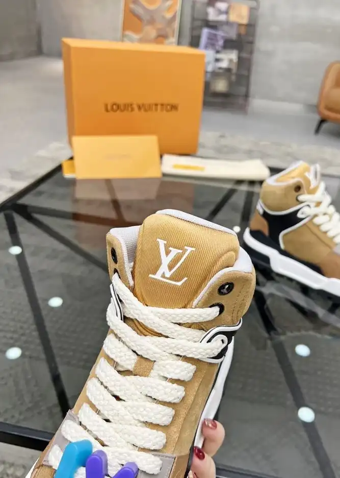 hype Louis Vuitton Sneakers