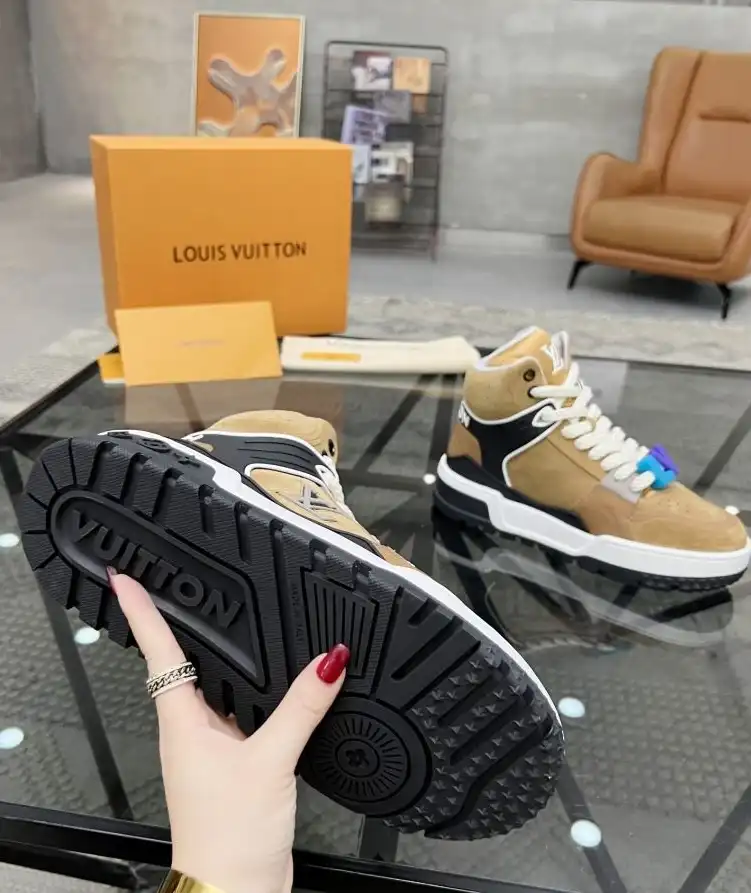 hype Louis Vuitton Sneakers