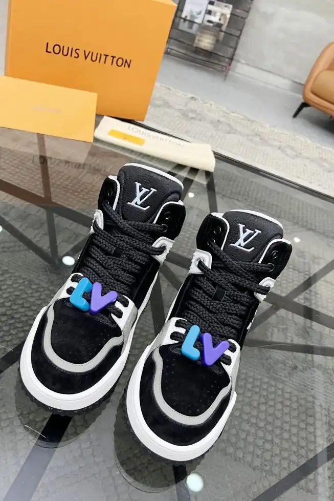 hype Louis Vuitton Sneakers