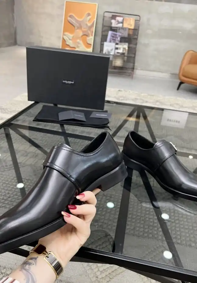 hype Dolce & Gabbana Leather Shoes