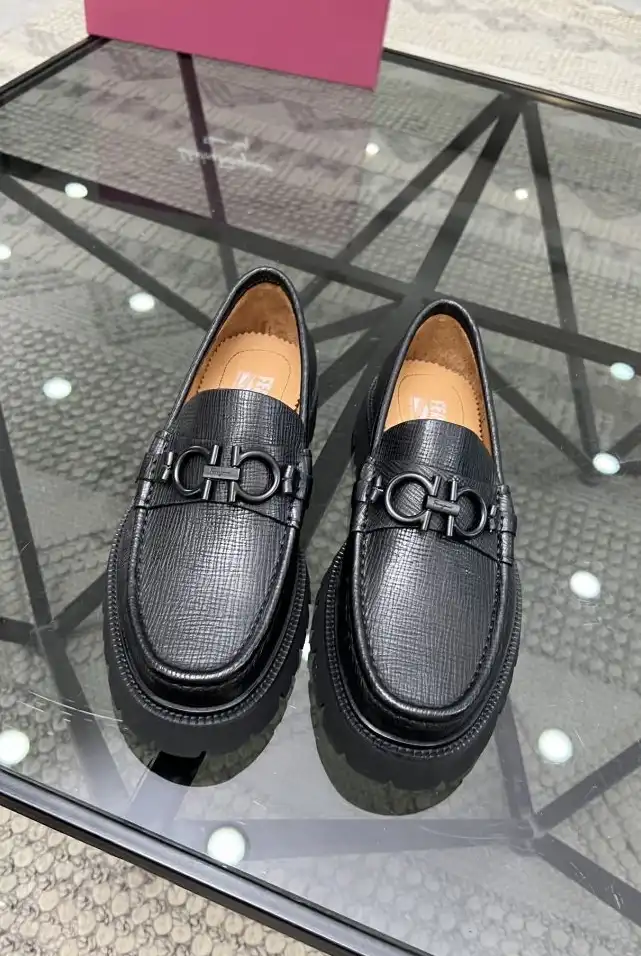 hype Ferragamo Leather Shoes