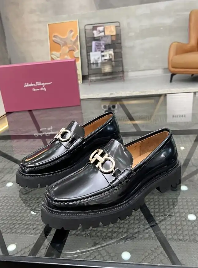 hype Ferragamo Leather Shoes