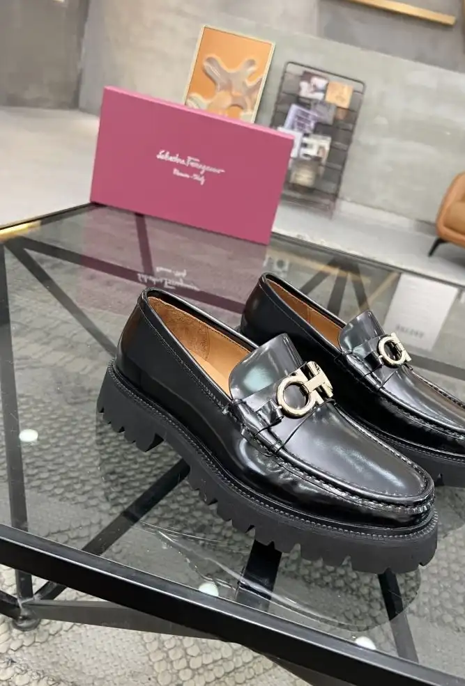 hype Ferragamo Leather Shoes