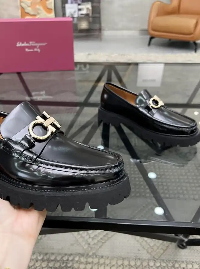 hype Ferragamo Leather Shoes