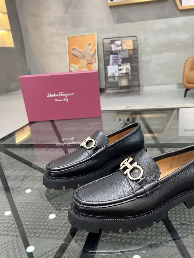 hype Ferragamo Leather Shoes