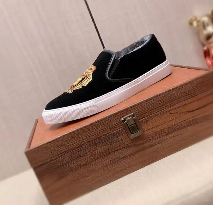 hype Burberry Sneakers