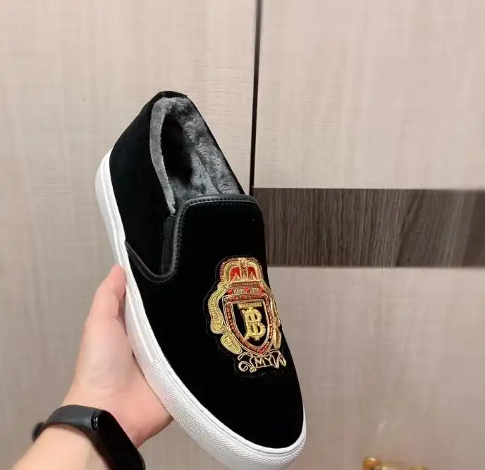 hype Burberry Sneakers