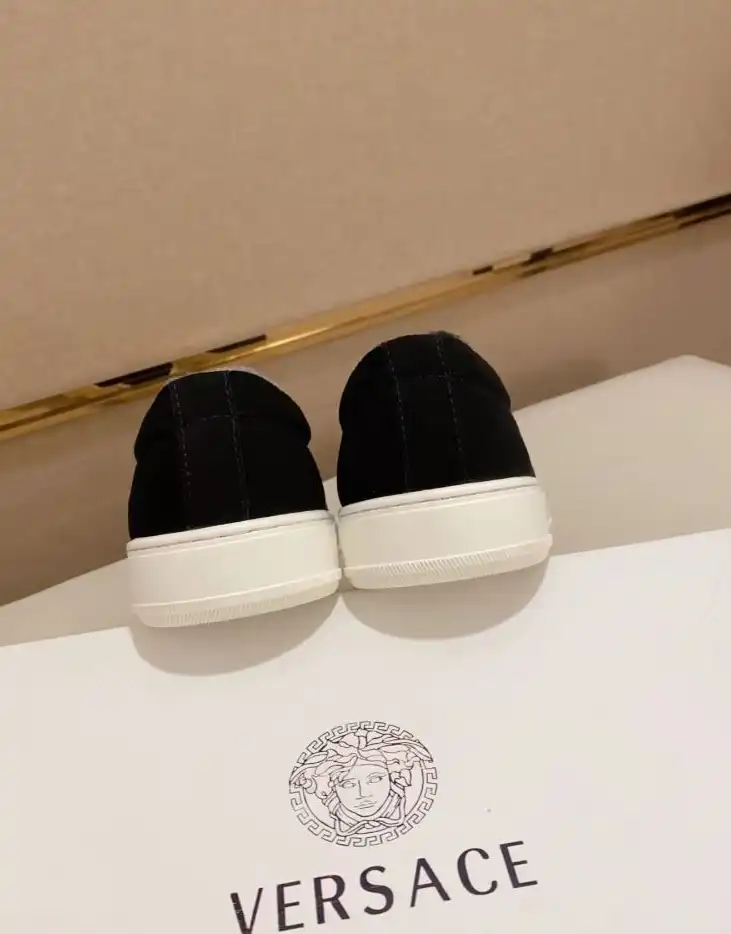 hype Givenchy Sneakers