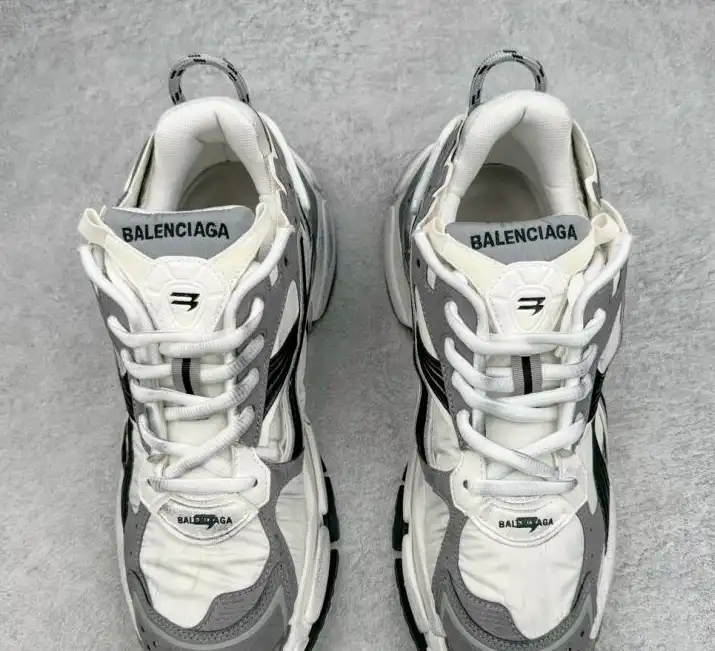 hype Balenciaga Sneakers