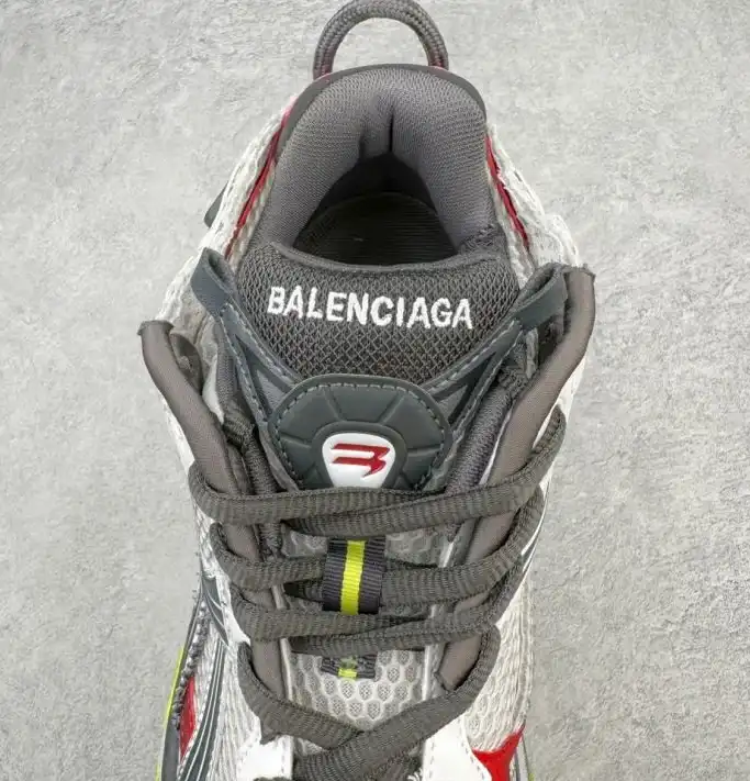 hype Balenciaga Sneakers