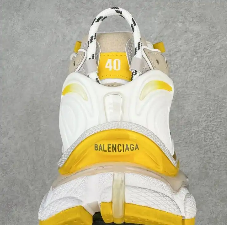 hype Balenciaga Sneakers