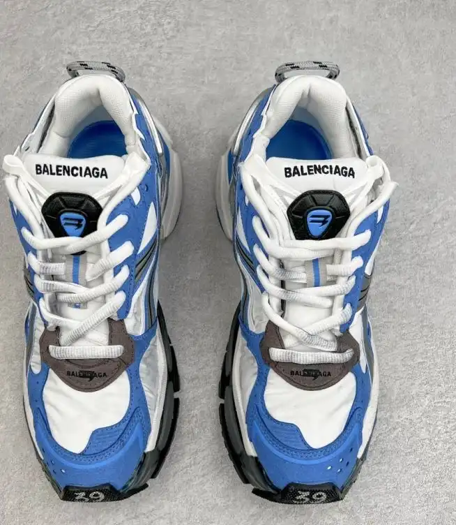 hype Balenciaga Sneakers